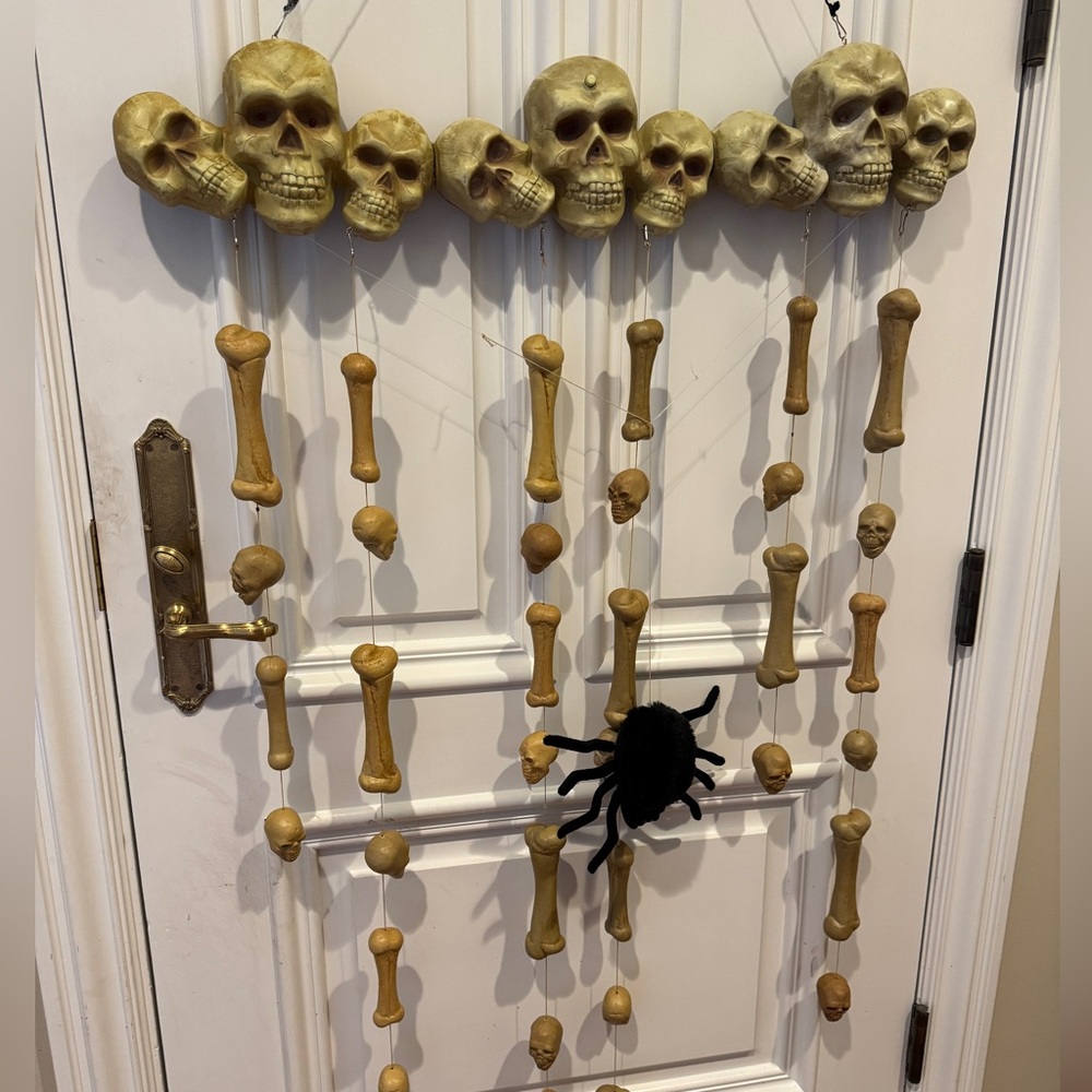 Skull and Bone Front Door Halloween Decor